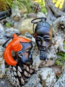 Nissy masques africains collier